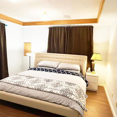 Private Suite With Private Entrance King Bed Richmond Exterior foto
